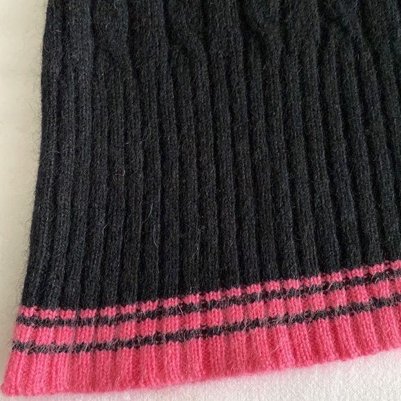 Le Tigre vintage cable crewneck pullover with sweet pink angora trim and tiger - Picture 11 of 14